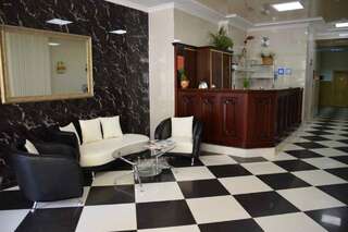 Отель Центральный Геленджик-0