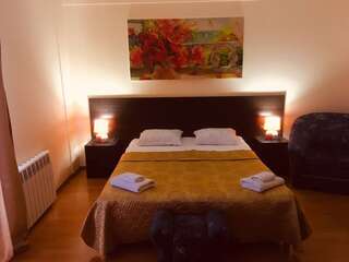 Отель Центральный Геленджик Стандарт без балкона-9